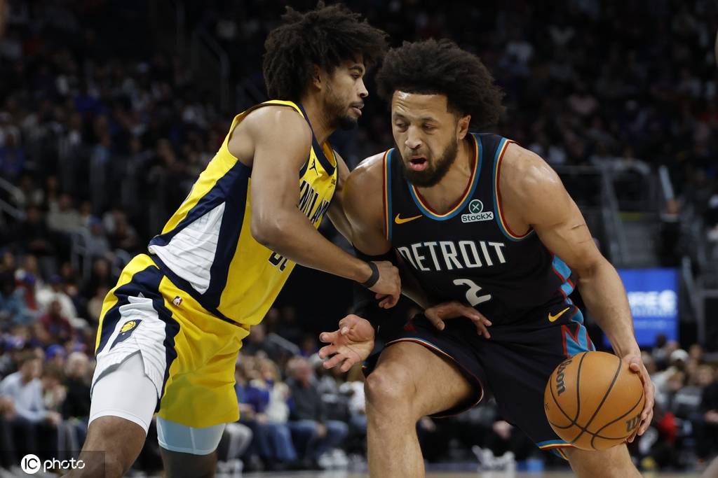 坎宁安格林罗宾逊均16分 活塞击败步行者